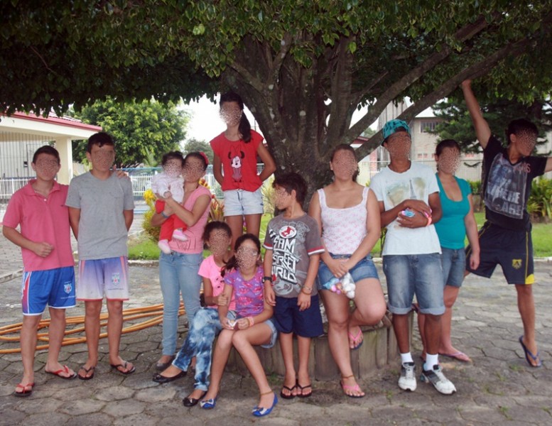 Caça aos ovinhos fechou as comemorações de Páscoa na Casa-Lar — foto 10