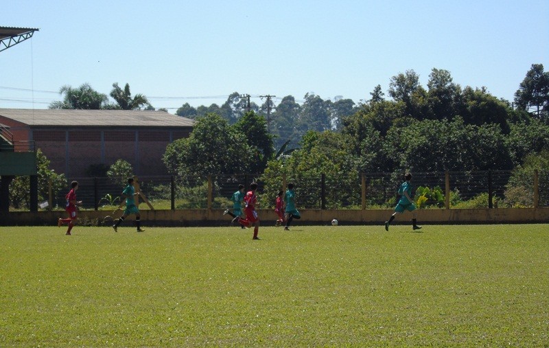 Equipes da Casa-Lar estréiam no Campeonato Regional de Escolinhas — foto 16