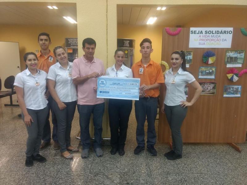 Giassi Supermercados loja 03 Centro de Araranguá doa R$ 2.961,73 para a Instituição.