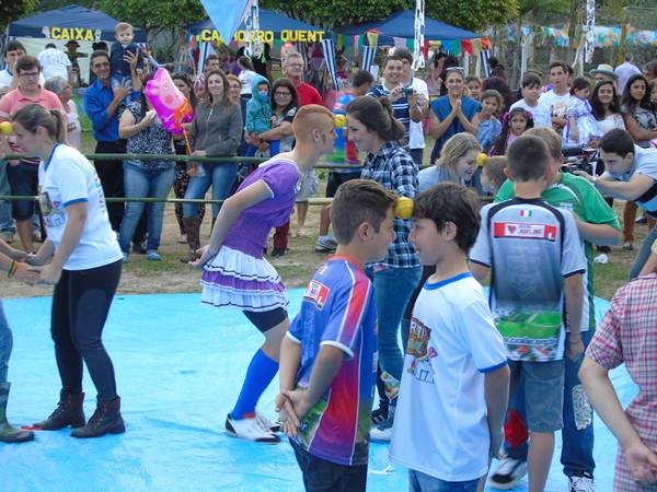 Arraial promovido pela Casa-Lar reúne cerca de 500 pessoas — foto 85