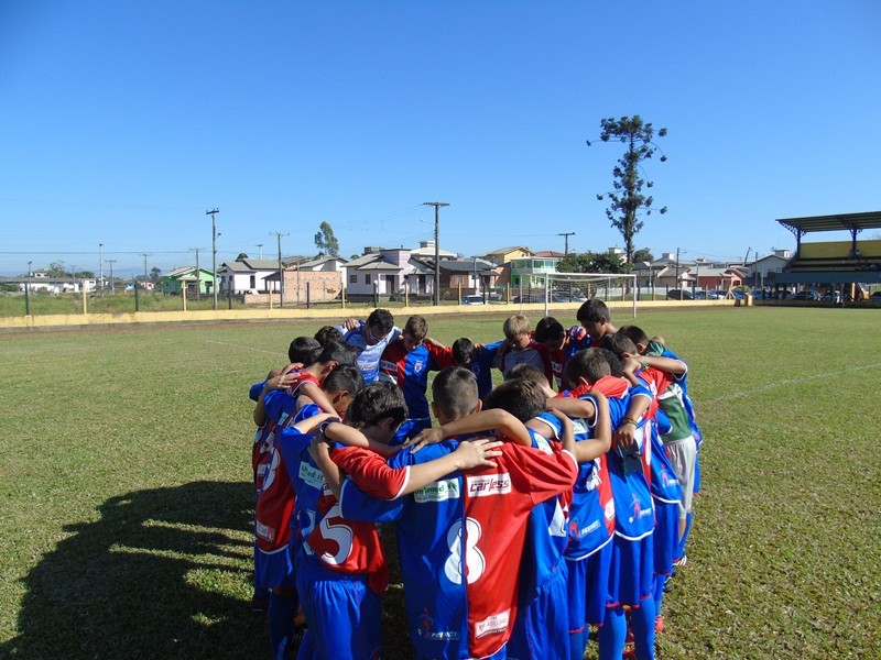 Equipes da Casa-Lar estréiam no Campeonato Regional de Escolinhas — foto 10