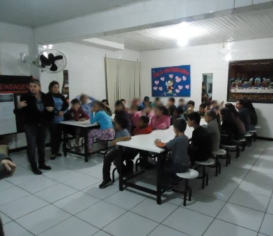Senhora completa 80 anos e doa presentes a Casa-Lar — foto 3